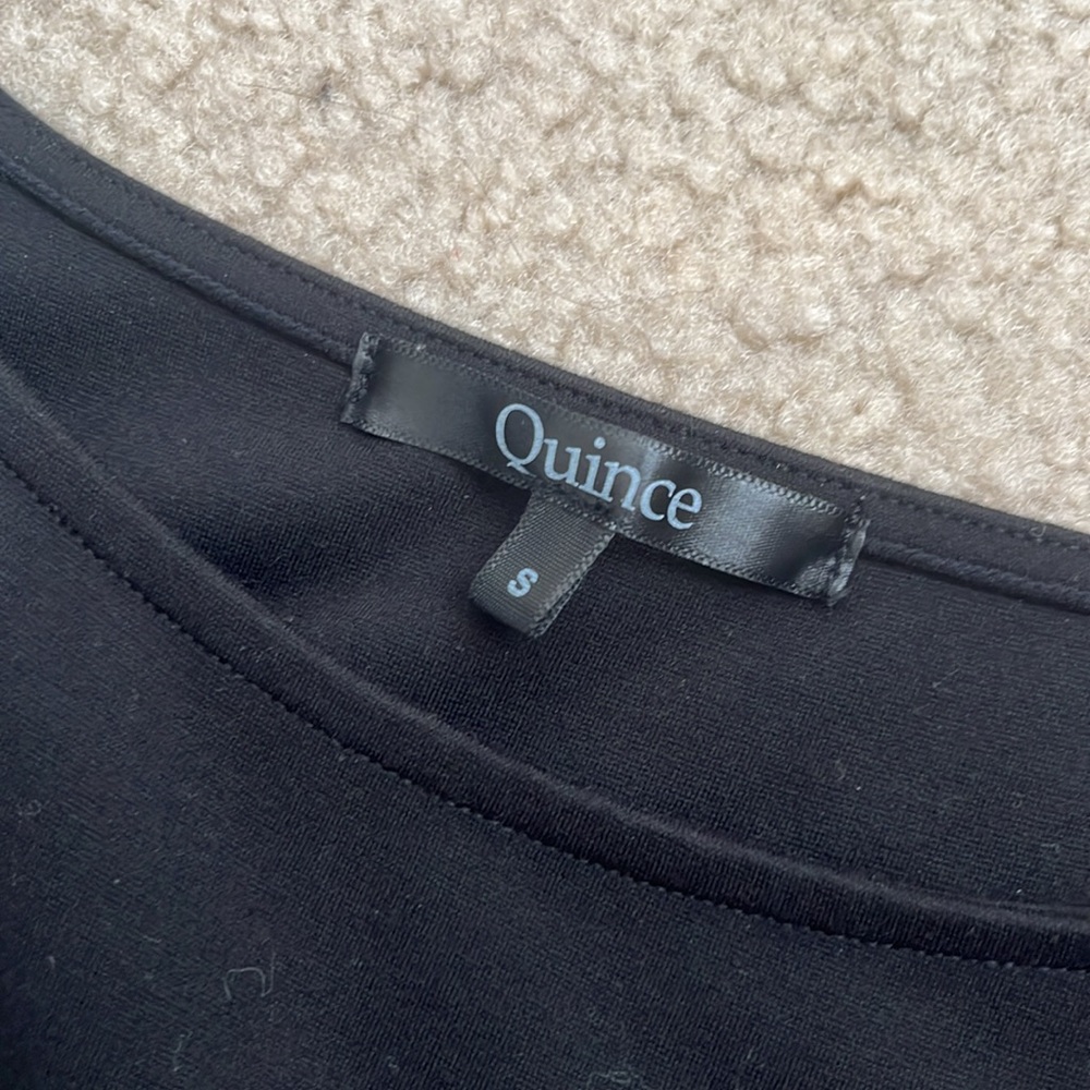 QUINCE Ultra-Stretch Ponte Cap Sleeve Dress - Picture 3 of 4